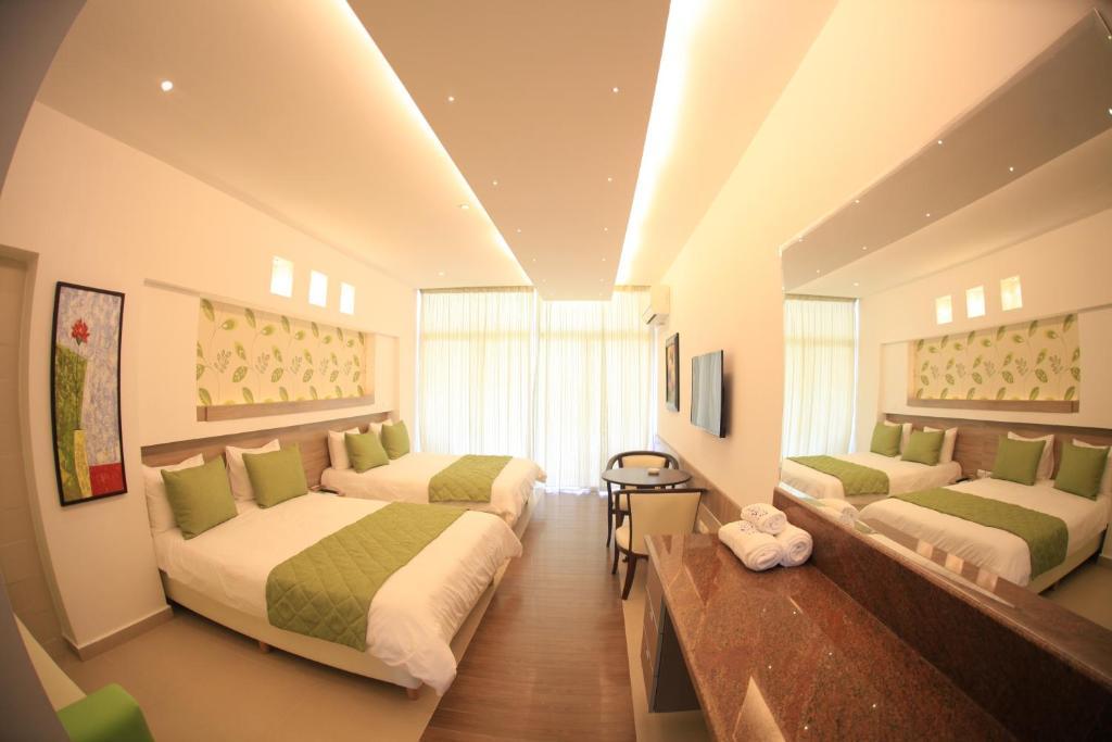 Sawary Beach Hotel Batroûn Szoba fotó