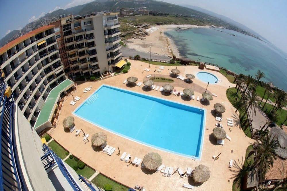 Sawary Beach Hotel Batroûn Kültér fotó