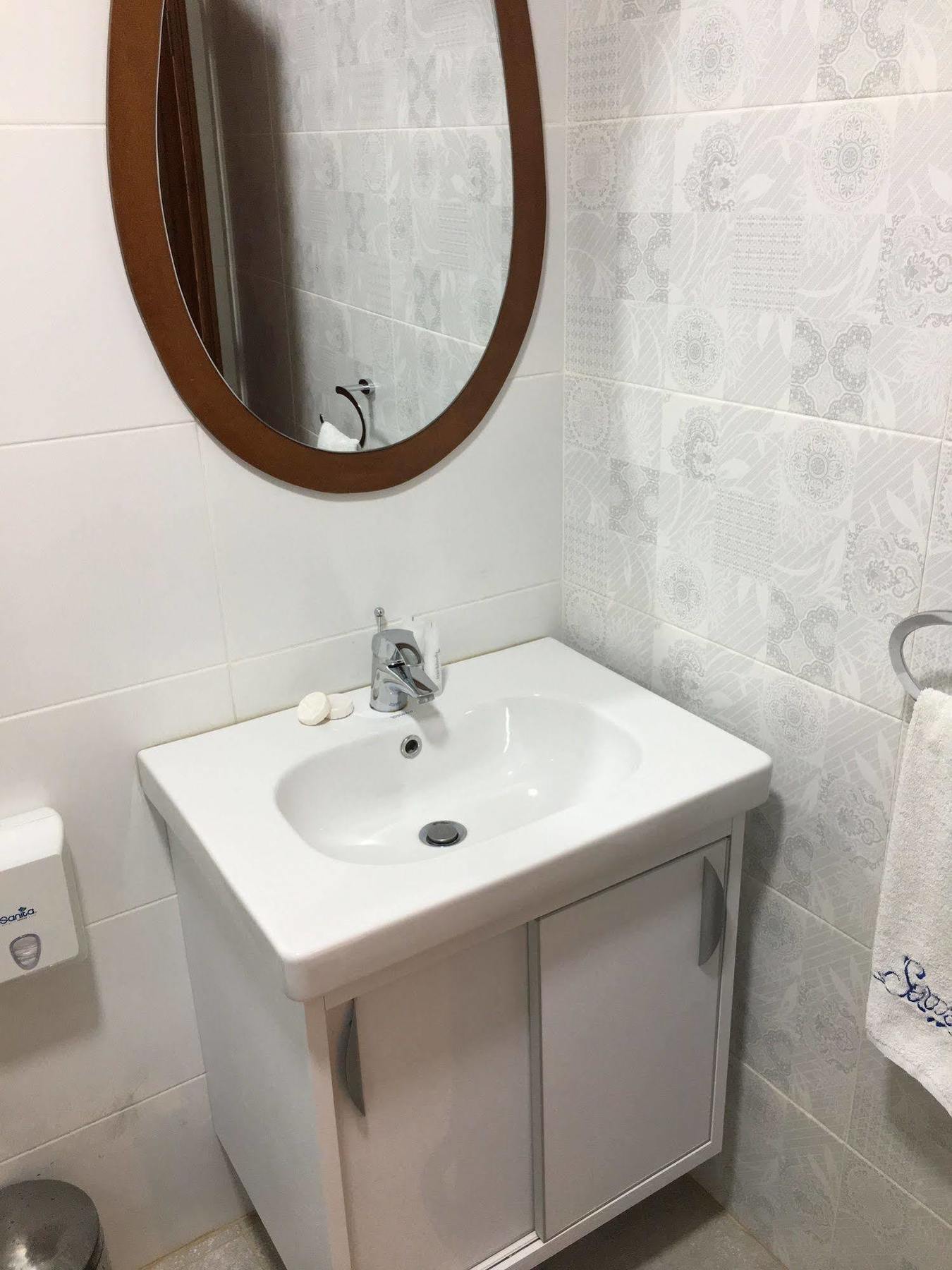 Sawary Beach Hotel Batroûn Kültér fotó