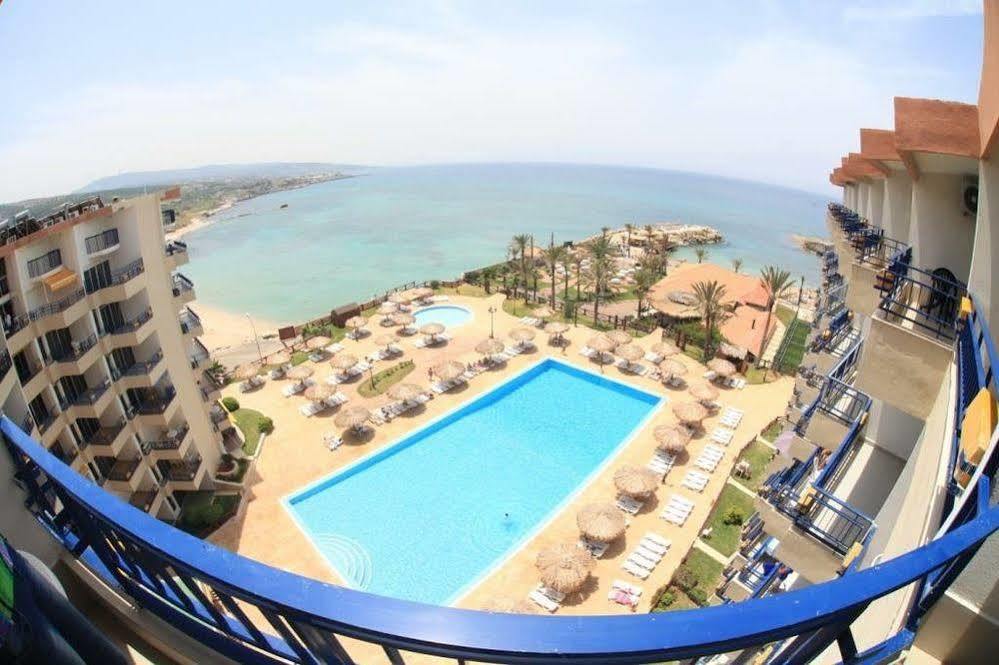 Sawary Beach Hotel Batroûn Kültér fotó
